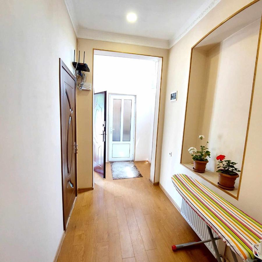 Dodo-Inga'S Apartment Tbilisi Esterno foto